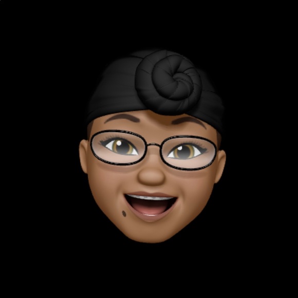 Meet your Posher, Cassie - Picture 1 of 1